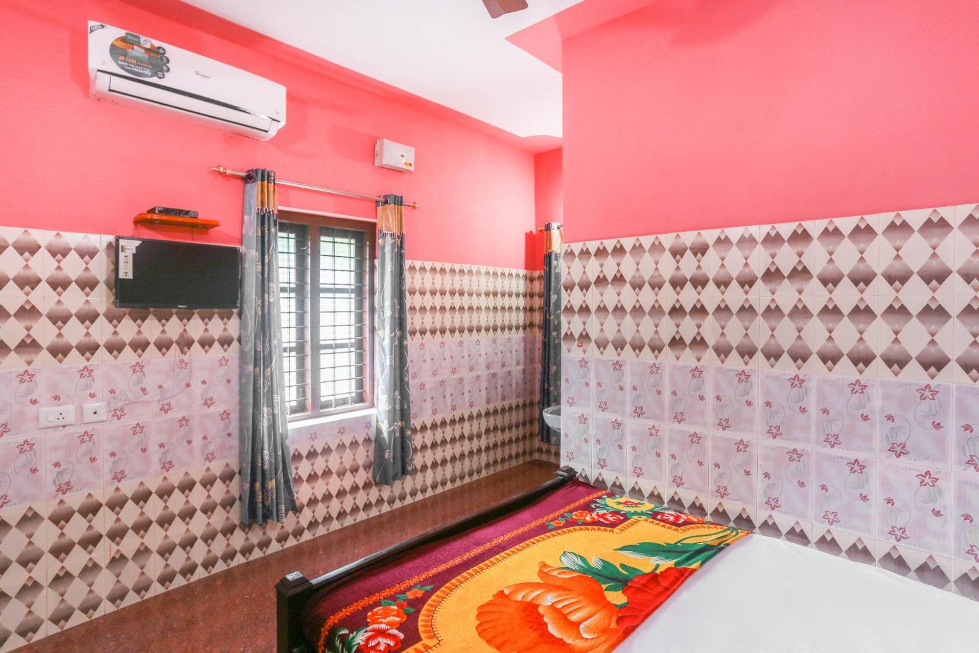 Hotel O Sree Bhadra Tourist Home Kollam Zewnętrze zdjęcie
